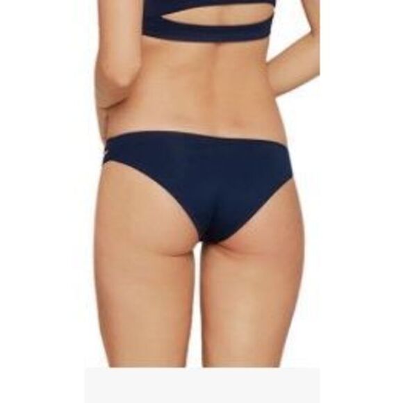 L*SPACE black bikini bottoms. Size x-small. Retails $80 - Picture 5 of 12